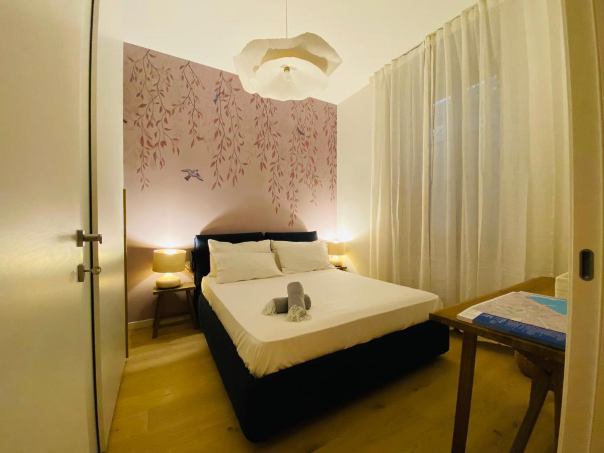 Piazzaborsa Charme Apartment Triëst Buitenkant foto